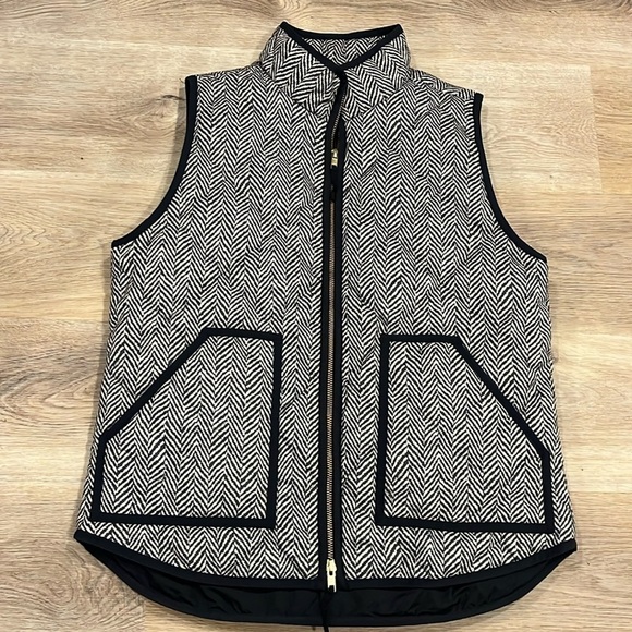 Gorgeous J Crew Herringbone Quilted Riding Vest Zip Front Large Pockets Medium - Picture 1 of 5